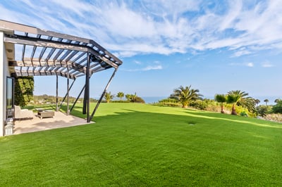 Luxury Villa Photo #13