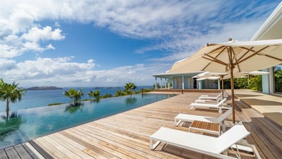 Luxury Villa Photo #7