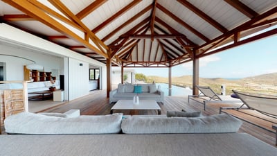 Gazebo Lounge: Outdoor lounge area on the covered terrace, facing the panoramic views. 