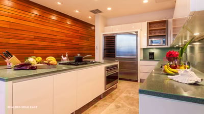 Luxury Villa Photo #6