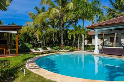 Luxury Villa Photo #50