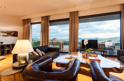 Luxury Villa Photo #12