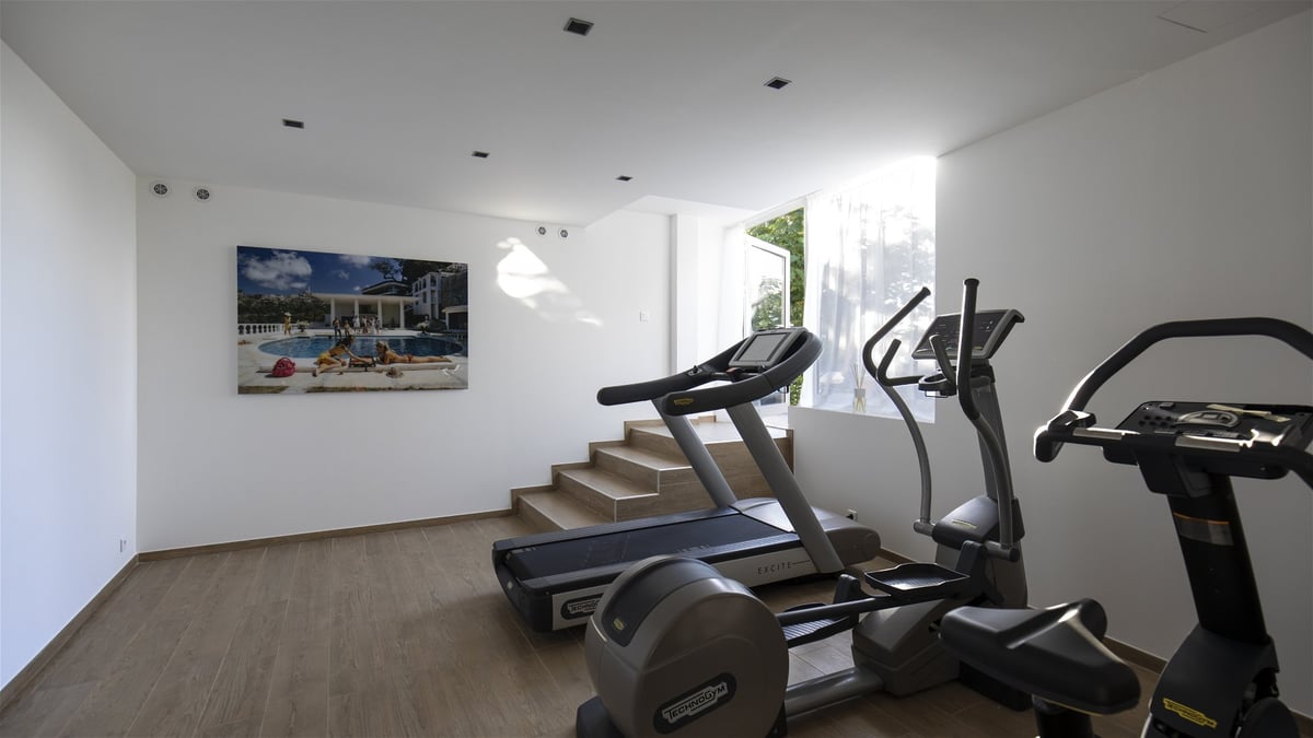 Fitness Room: On the lower level. Air conditioned, HD-TV, Well-equipped with a treadmill, a stepper, - Image 65