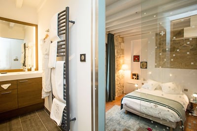 Luxury Villa Photo #28