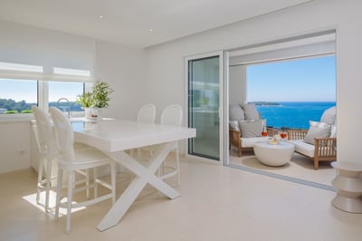 Luxury Villa Photo #22