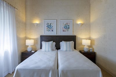 Luxury Villa Photo #19