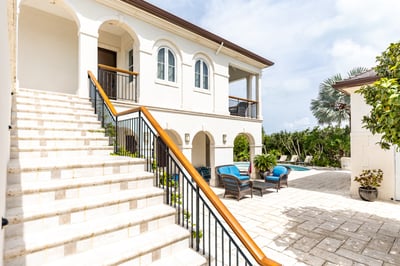 Luxury Villa Photo #14