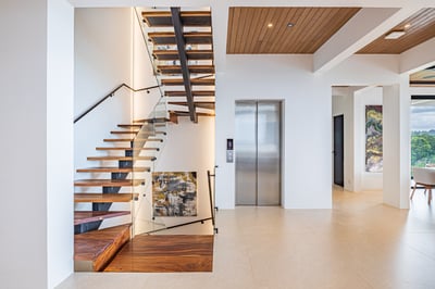 Elevator access to level