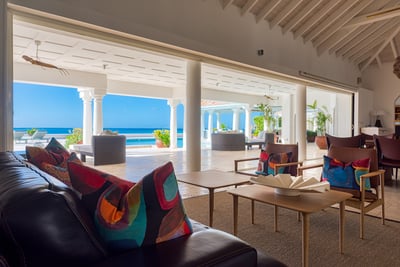 Luxury Villa Photo #20
