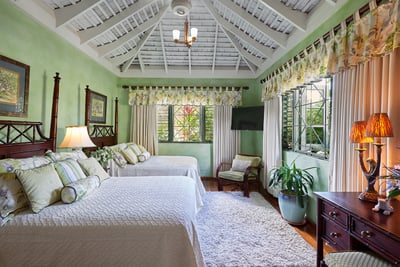 Luxury Villa Photo #27