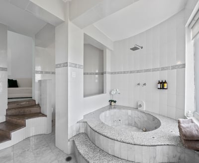 Luxury Villa Photo #62