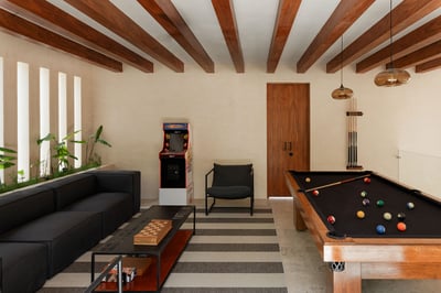 Luxury Villa Photo #25