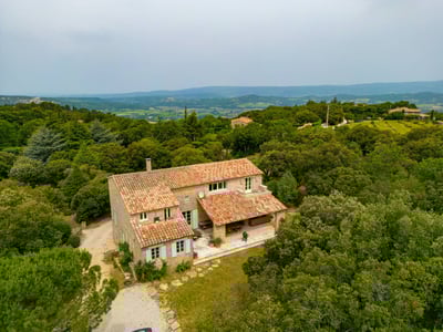 Luxury Villa Photo #2