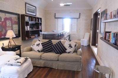 Luxury Villa Photo #8