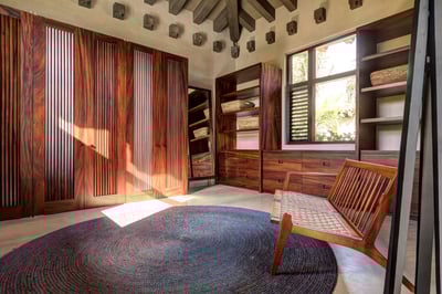 Luxury Villa Photo #40