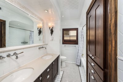 Luxury Villa Photo #44