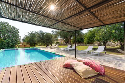 Luxury Villa Photo #9