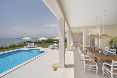 Luxury Villa Photo #4