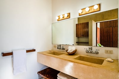 Luxury Villa Photo #24