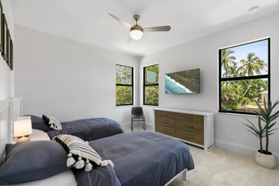 Luxury Villa Photo #14