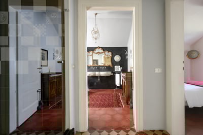 Luxury Villa Photo #37