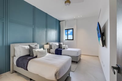 Luxury Villa Photo #48