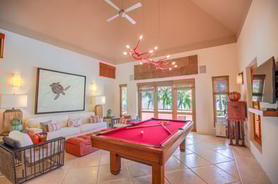 Luxury Villa Photo #12