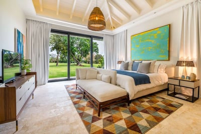 Luxury Villa Photo #20