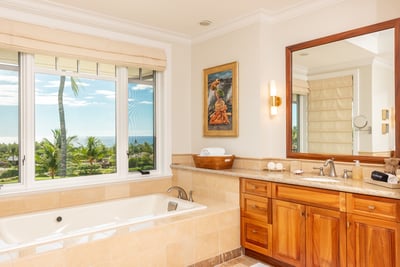 Luxury Villa Photo #36