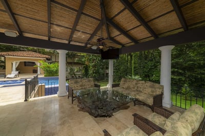 Luxury Villa Photo #15