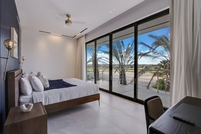 Luxury Villa Photo #53