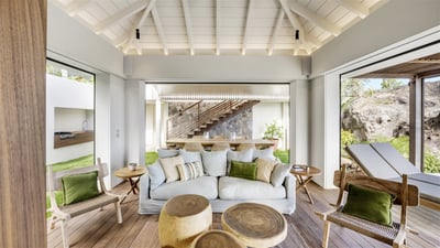 Luxury Villa Photo #20