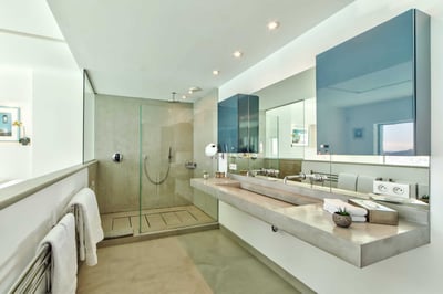 Luxury Villa Photo #30
