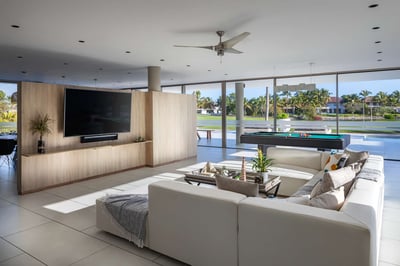 Luxury Villa Photo #28