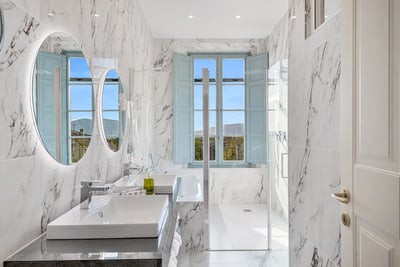 Luxury Villa Photo #52