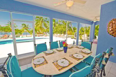 Luxury Villa Photo #14