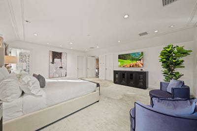 Luxury Villa Photo #42