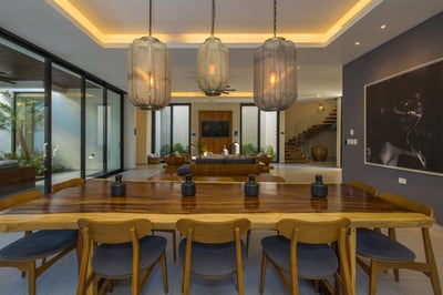 Luxury Villa Photo #20