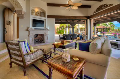 Luxury Villa Photo #14