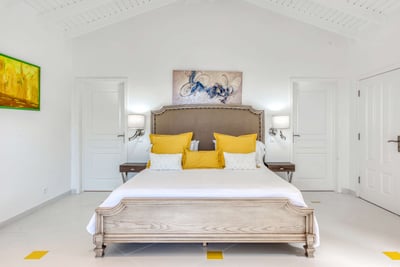 Luxury Villa Photo #21