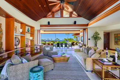 Luxury Villa Photo #8