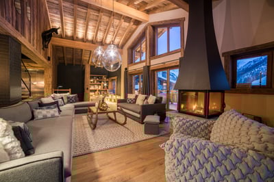 Luxury Villa Photo #9