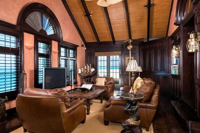 Luxury Villa Photo #5