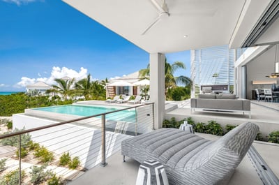 Luxury Villa Photo #38