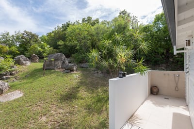 Luxury Villa Photo #35