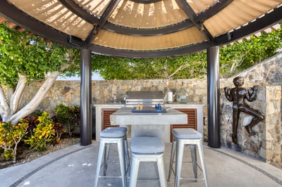Luxury Villa Photo #14