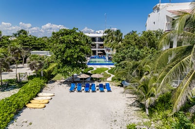 Luxury Villa Photo #9