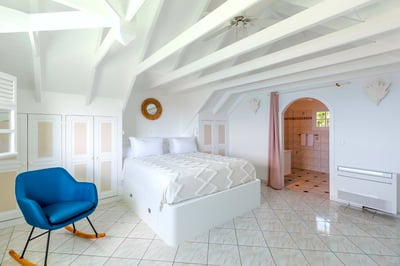 Luxury Villa Photo #18