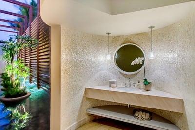 Luxury Villa Photo #34