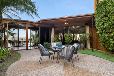Luxury Villa Photo #5